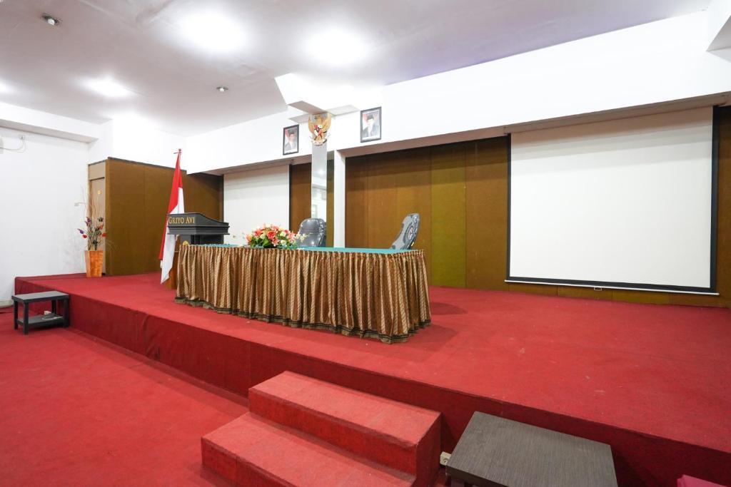 Сурабая: Avi Hotel Surabaya