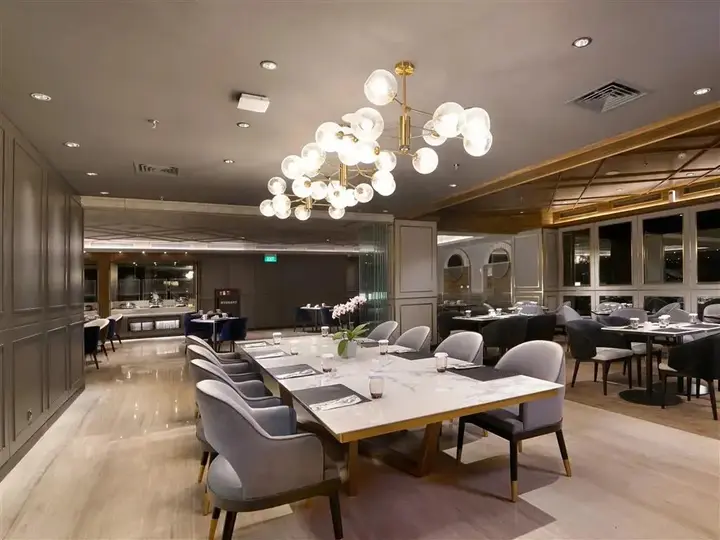 Сурабая: Mercure Surabaya Manyar