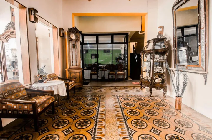 Сурабая: Hotel Djagalan Raya