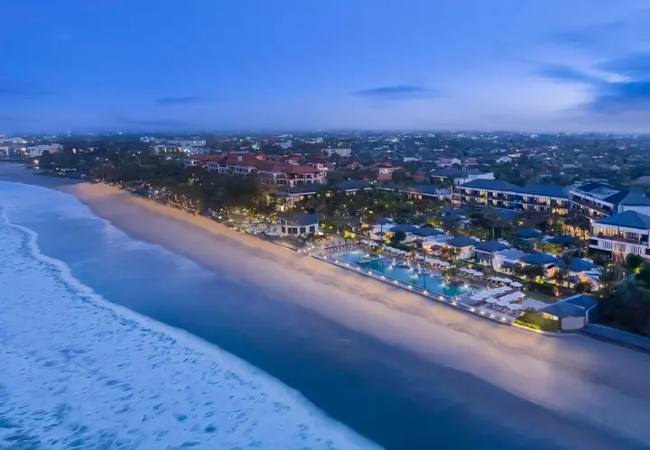 Кута: The Seminyak Beach Resort & Spa