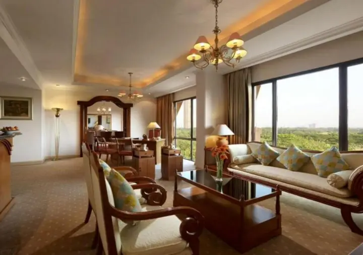 Тангеранг: Aryaduta Lippo Village