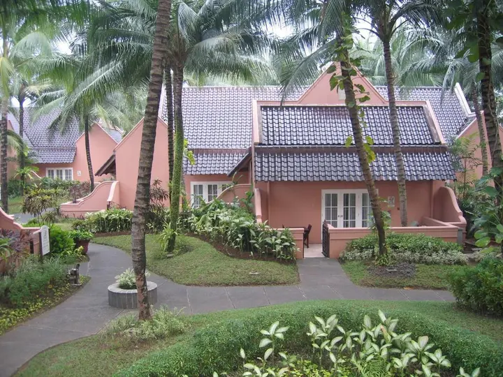 Тангеранг: Aryaduta Lippo Village