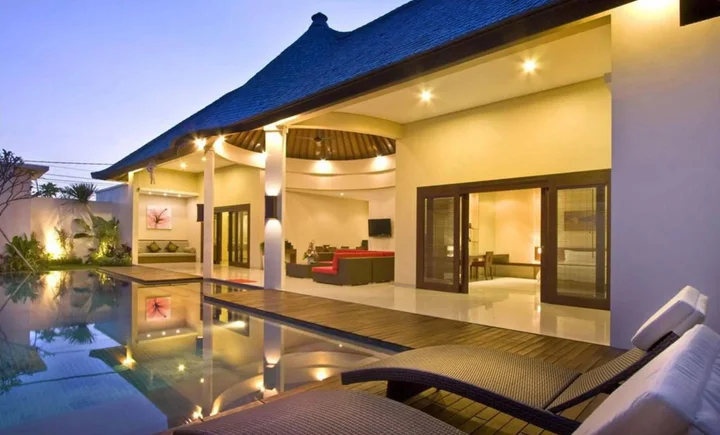 Керобокан: Oval Villa Bali