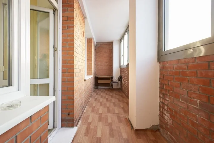 Красноярск: Posutochno Na Vzletnoy Apartments