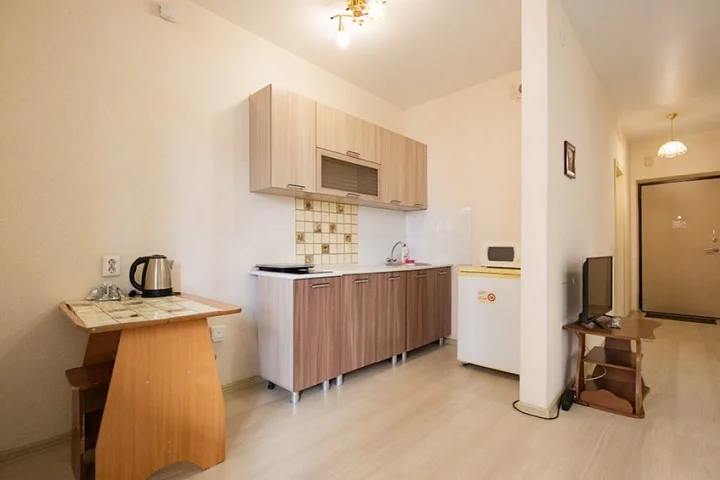 Красноярск: Posutochno Na Vzletnoy Apartments