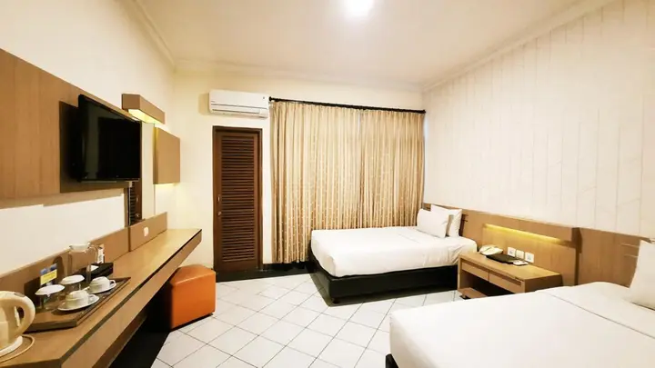 Депок: MMUGM Hotel Yogyakarta
