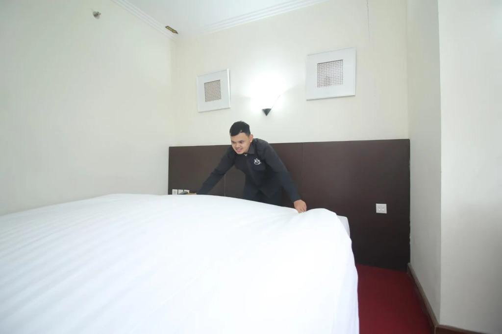 Депок: UNY Hotel