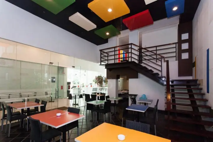Amaris Hotel Cihampelas Bandung — фото 4