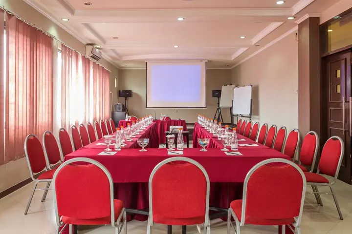 Бандунг: Serena Hotel Bandung