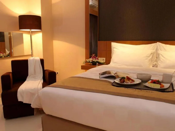 Сурабая: Prime Royal Hotel