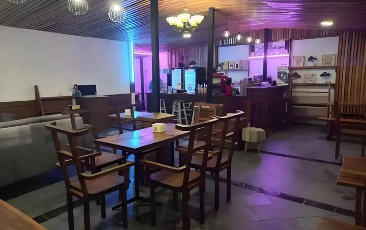 Бандунг: Hotel Augusta Bandung