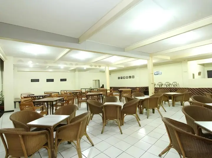 Бандунг: Hotel Augusta Bandung