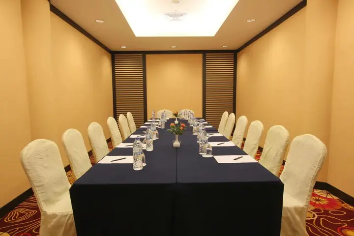 Батам: Harmoni Suites Hotel