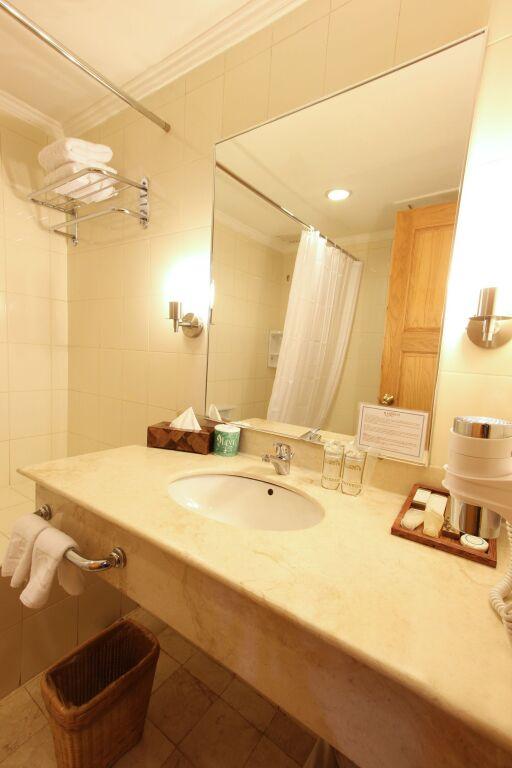 Батам: Harmoni Suites Hotel