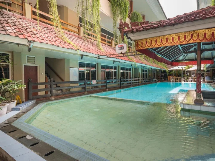 Кута: Hotel Karthi