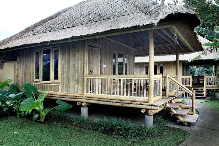 Табанан: Puri Taman Sari