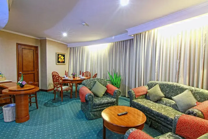 Семаранг: Grand Arkenso Parkview Hotel