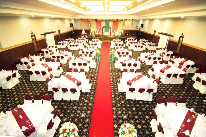 Денпасар: Nirmala Hotel and Convention Centre