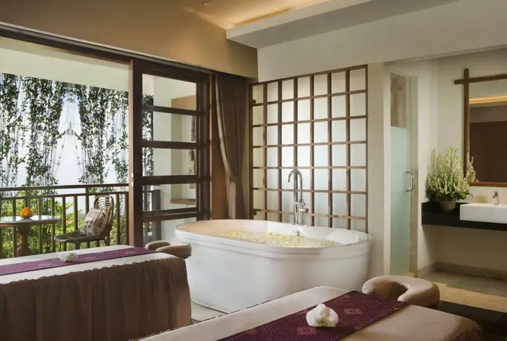 Убуд: Ubud Village Hotel