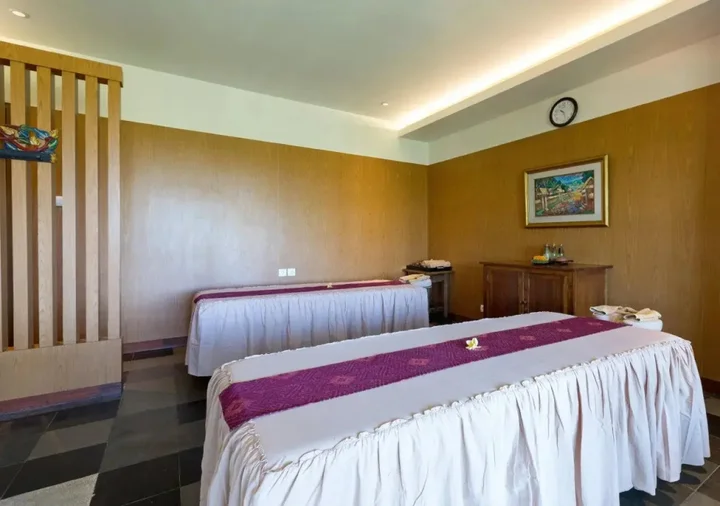 Убуд: Ubud Village Hotel