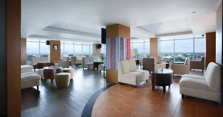 Макассар: Hotel Santika Makassar