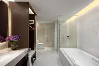 Legok: Atria Hotel Gading Serpong