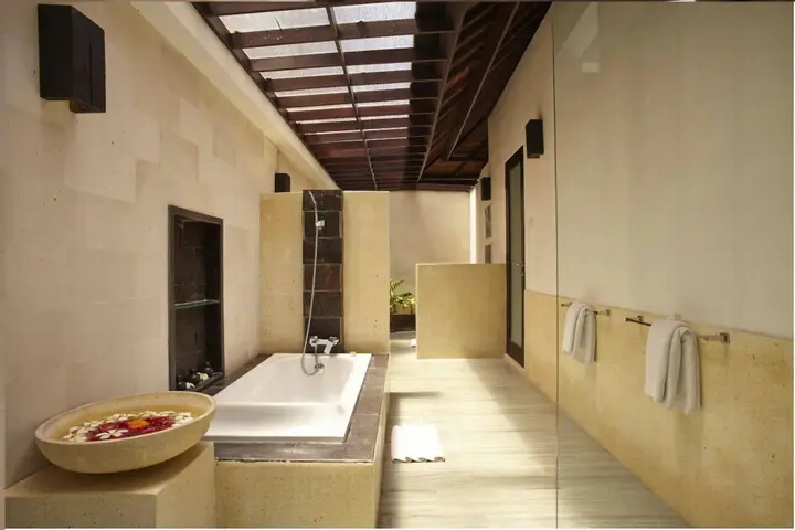 Кута: The Maya Seminyak Villas