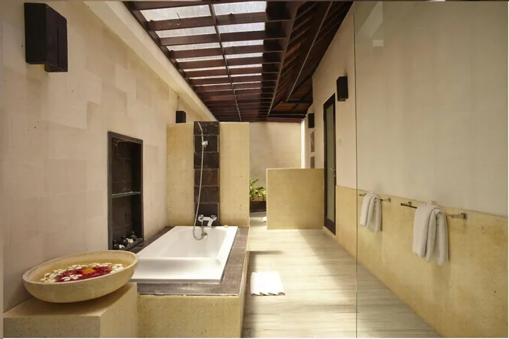 Кута: The Maya Seminyak Villas