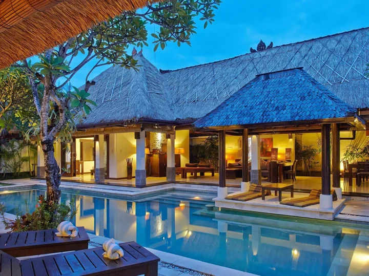 Кута: The Maya Seminyak Villas