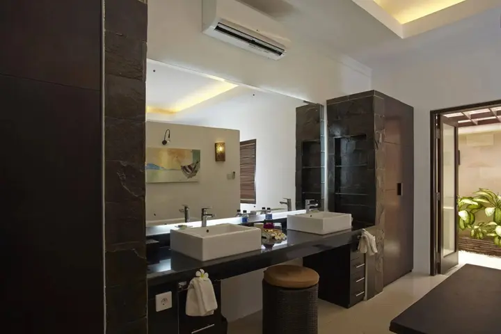 Кута: The Maya Seminyak Villas