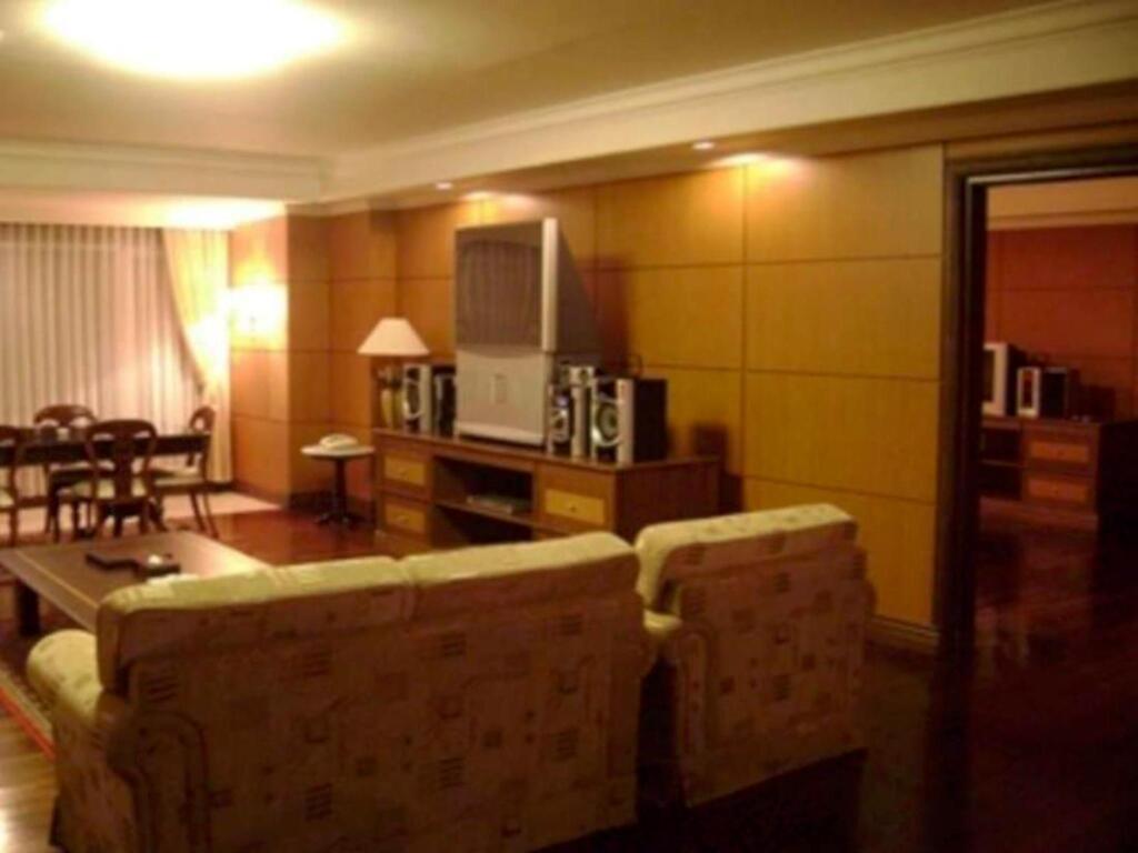 Приген: Royal Senyiur Hotel Pasuruan