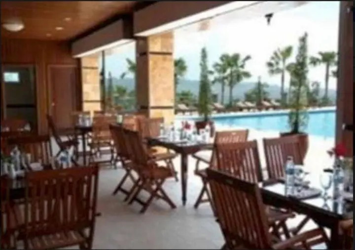 Приген: Royal Senyiur Hotel Pasuruan