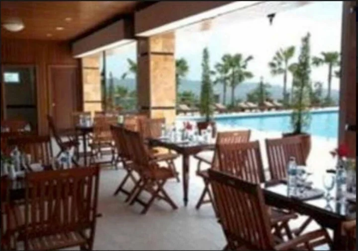 Приген: Royal Senyiur Hotel Pasuruan
