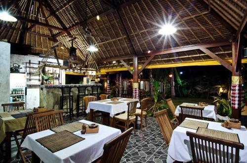 Лембонган-Айленд: Alam Nusa Bungalow Huts & Spa