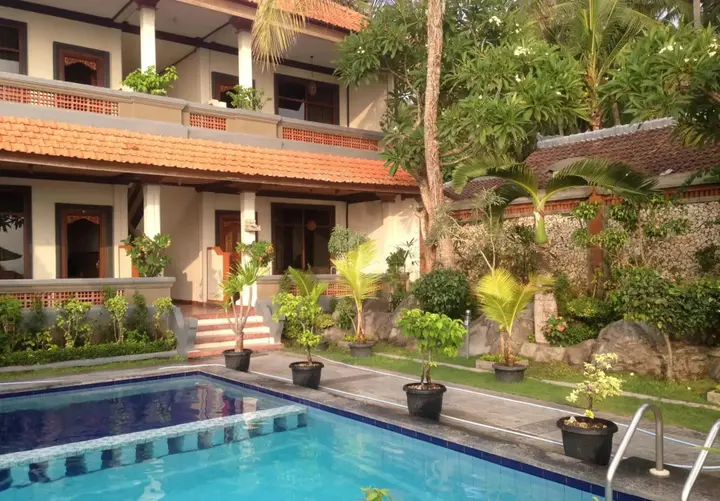 Канди Даса: Dewa Bharata Bungalows Candidasa