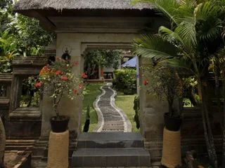 Убуд: Yulia Village Inn