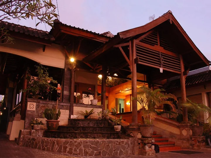 Убуд: Yulia Village Inn