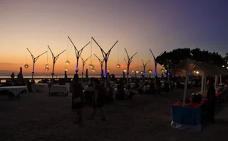 Гили Траванган: Hotel Ombak Sunset