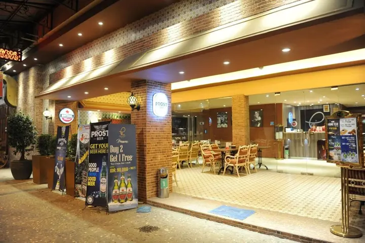 Медан: Kama Hotel