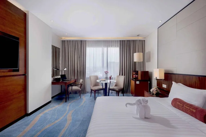 Семаранг: Gumaya Tower Hotel Semarang
