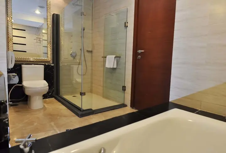 Семаранг: Gumaya Tower Hotel Semarang