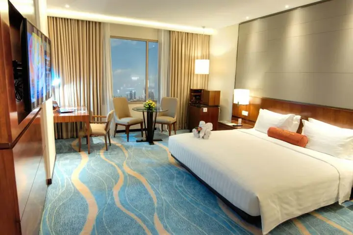 Семаранг: Gumaya Tower Hotel Semarang
