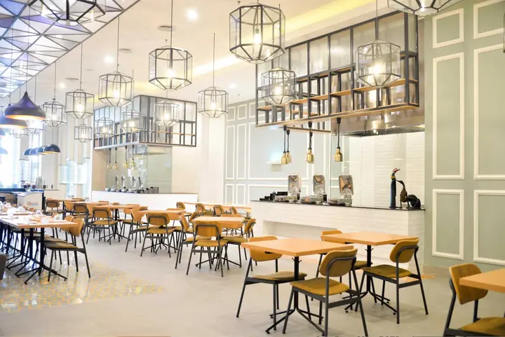 Семаранг: Gumaya Tower Hotel Semarang