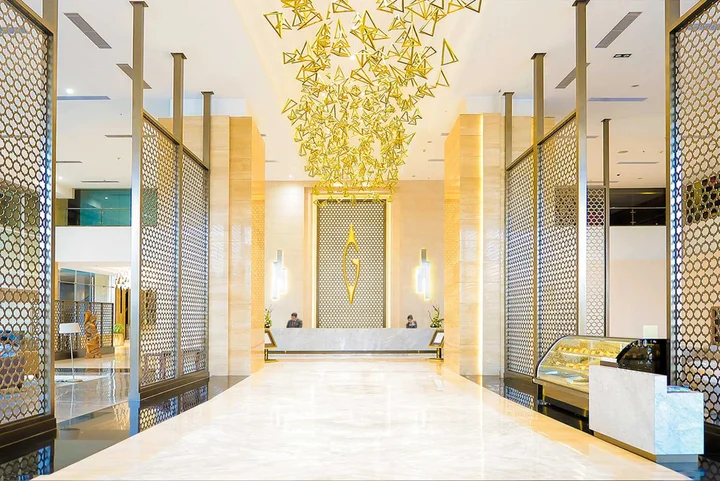 Семаранг: Gumaya Tower Hotel Semarang