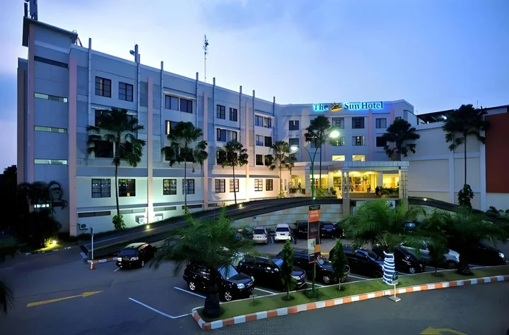 Сидоарджо: The Sun Hotel Sidoarjo