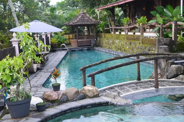 Батуретно: Joglo Plawang Villa & Resort