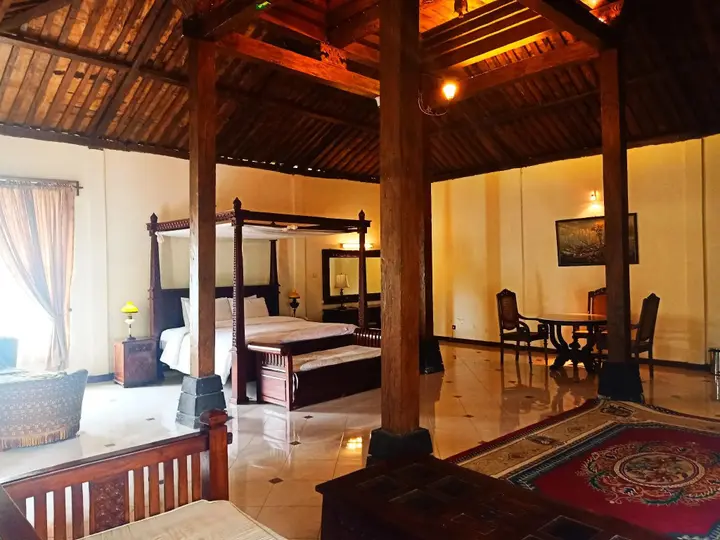 Батуретно: Joglo Plawang Villa & Resort