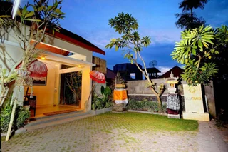 Чангу: Villa Travis