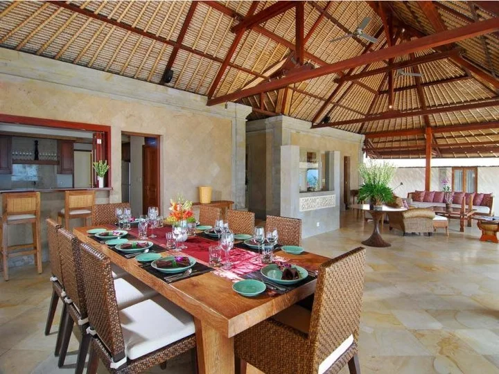 Унгасан: Puri Balangan Villa