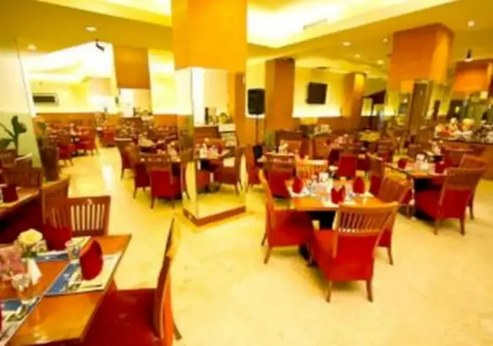 Сурабая: Bisanta Bidakara Surabaya